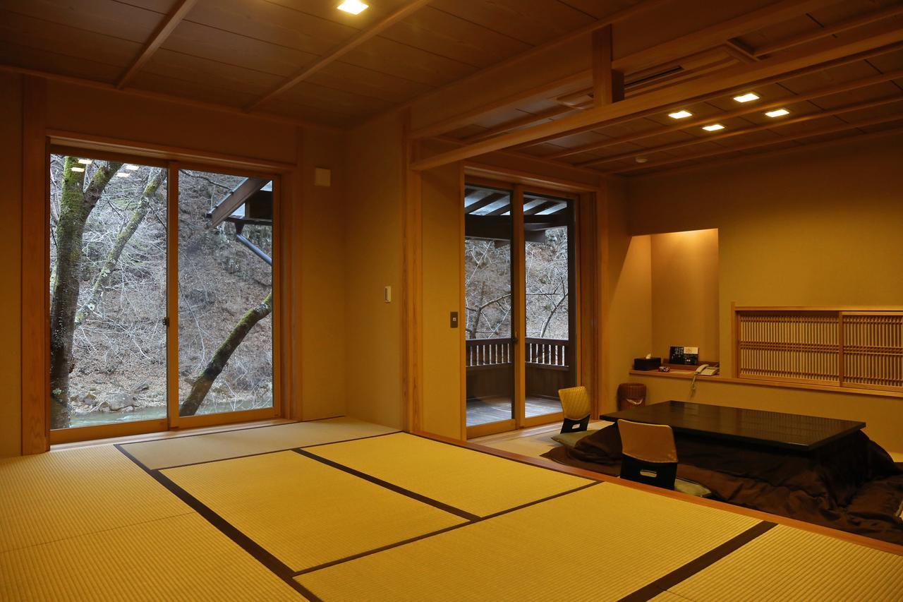 Hoshigaoka Sanso Hotel คุซาสึ ภายนอก รูปภาพ